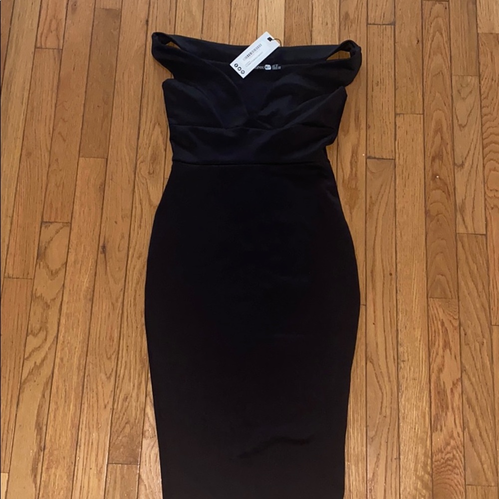 OFF SHOULDER BODY CON